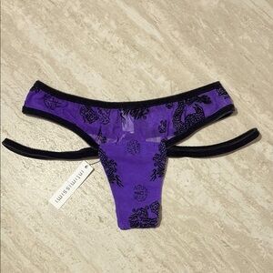 NWT Intimissimi Sexy Thong Panties *2 *S